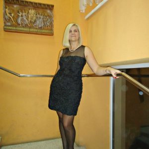 Envie d’une soirée sans chichis Valérie - rencontre-Cougar-Nice