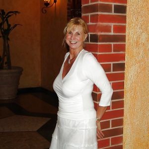 Toulouse, j’ai chaud et je veux du fun ce soir 🌞 Sandrine - rencontre-Cougar-Toulouse