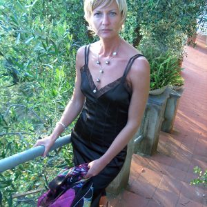 Je fais monter la température Léonie - rencontre-Cougar-Antibes