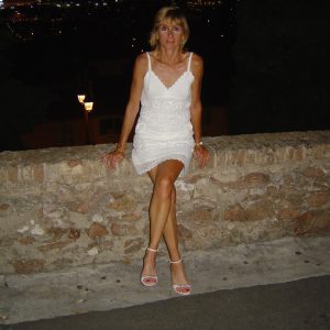 En manque de sexe depuis ce matin Emma - rencontre-Teen-Vénissieux
