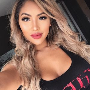Besoin urgent de chaleur à Hyères Jade - rencontre-Teen-Hyères